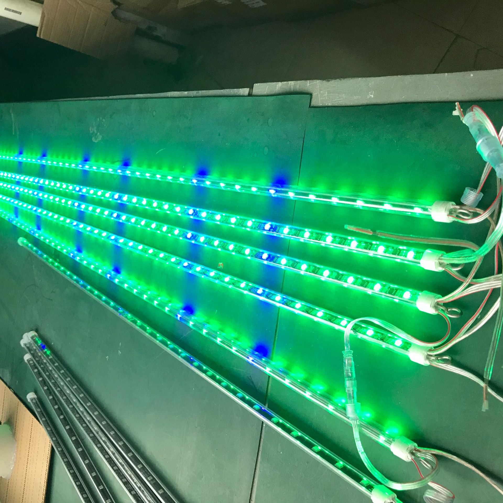 DC5V WS2812B 64leds/M individu - огляд і ціна Ws2812B